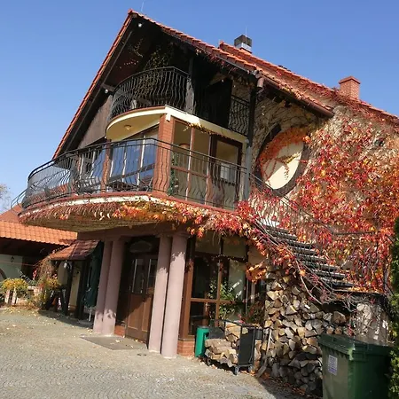 Agroturismo Zelazna Podkowa Modliszów