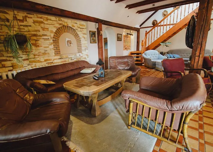 Zelazna Podkowa Bauernhof Modliszów